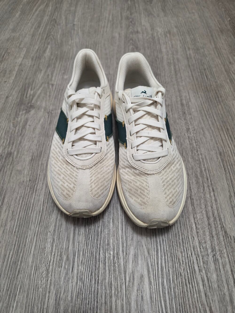 Tracksmith Eliot Runner Ivory White Navy Sash Running Shoes Men Size 9.5 Premium